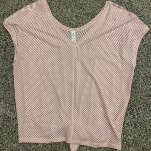Lulu lemon pink top